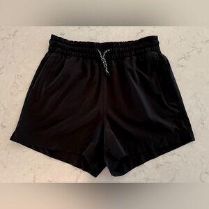 Athleta Girl Play More Short. Black, size XL/14. EXCELLENT, like NEW!!